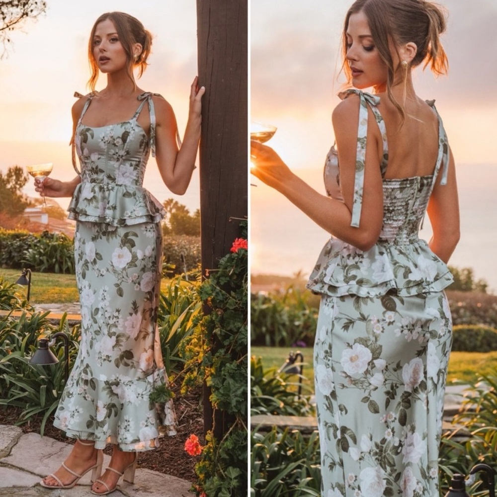 NWOT Show Me Your Mumu Pauline Peplum Dress in Secret Garden Floral Green Dress
